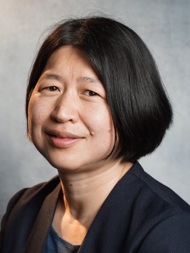 *Yingying Zhang Zhang* Director, IUJ Research Institute